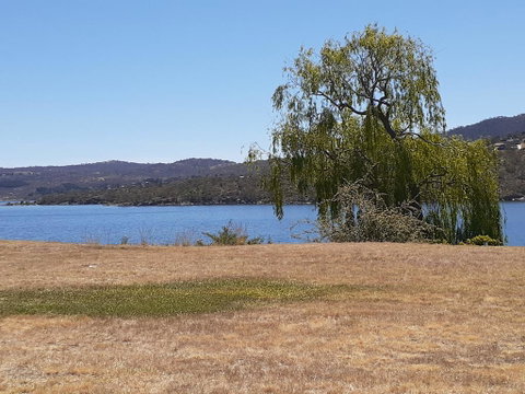 Lake Jindabyne Hotel - Great Ocean Road Tourism 2