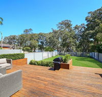 Lakeside Luxury - 13 Lake Street - Great Ocean Road Tourism