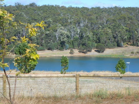 Lakeview - Great Ocean Road Tourism 0