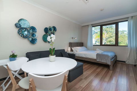 Lane Cove Studio - POOL - PARKING - WIFI - Great Ocean Road Tourism 0