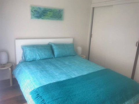 Laneway Bungalow 1 Bedroom Complete Unit East G - Great Ocean Road Tourism 2