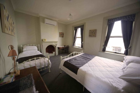 Latrobe Art Apartments - Great Ocean Road Tourism 0