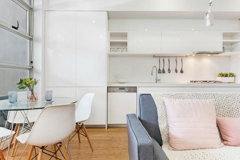 Light-Filled Beachside Apartment In Trendy Area - Great Ocean Road Tourism 3