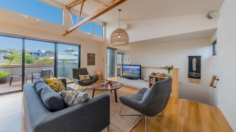 Luxe Townhouse - Linen/WiFi Included - Great Ocean Road Tourism 2