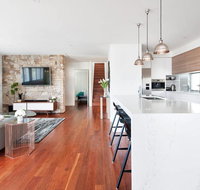 Luxury in Corlette - 4 Drungall Ave - Great Ocean Road Tourism