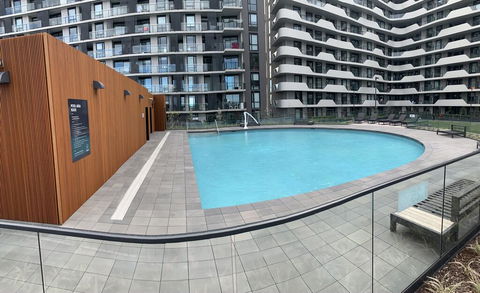 M-City 2 BR And 2 BA Apartment With Parking - Great Ocean Road Tourism 1