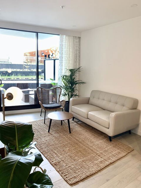 M-City 2 BR And 2 BA Apartment With Parking - Great Ocean Road Tourism 3