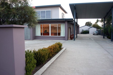 Mackellar Motel - Great Ocean Road Tourism 0