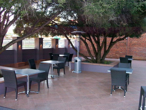 Mackellar Motel - Great Ocean Road Tourism 3
