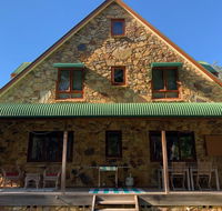 Maino Gabuna Retreat Urunga Beach and peaceful Bushland - Great Ocean Road Tourism