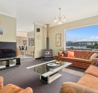 Manfield City Waterfront View Cottage - Great Ocean Road Tourism
