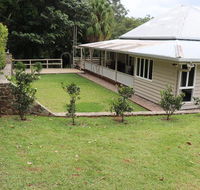 Mapleton Falls Farm House - Great Ocean Road Tourism