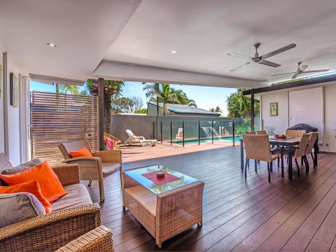 Marcoola House, Pet Friendly, Sunshine Coast - Great Ocean Road Tourism 1