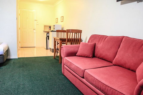 Maynestay Motel - Great Ocean Road Tourism 1