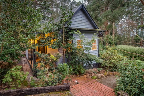 Merrow Cottages - Forest Edge - Great Ocean Road Tourism 1