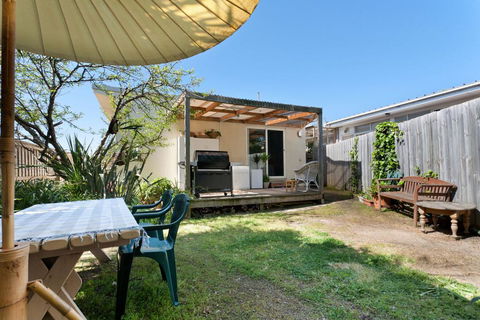 METRES TO THE BEACH - MORNINGTON - Great Ocean Road Tourism 3