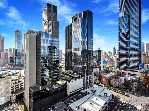 MJ Shortstay Southbank Grande Apartment - Great Ocean Road Tourism 1