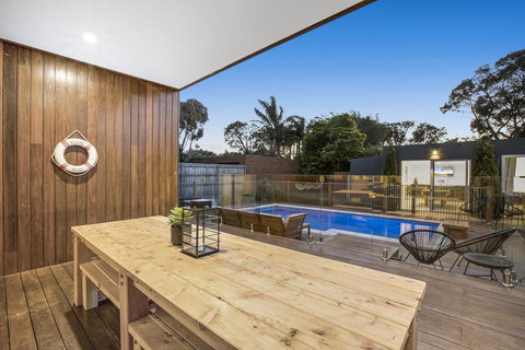Moonah Beachside Retreat - Great Ocean Road Tourism 1