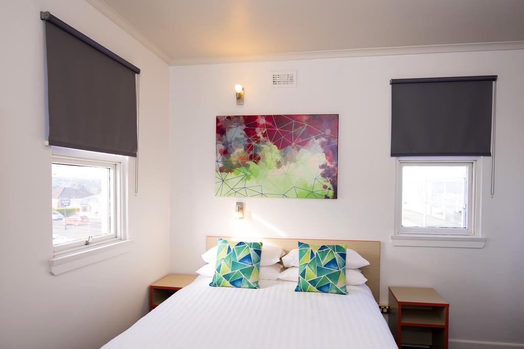  Great Ocean Road Tourism