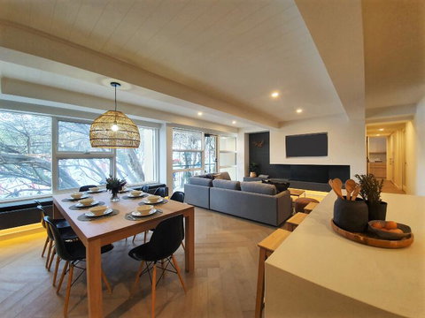 Mt Buller Chalet Hotel & Suites - Great Ocean Road Tourism 3