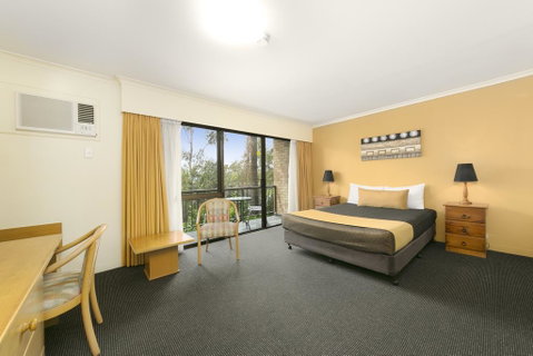 Mt Ommaney Hotel Apartments - Great Ocean Road Tourism 1