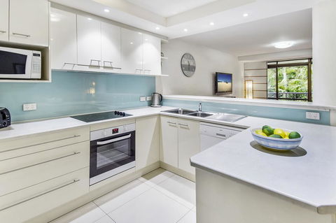 Naousa II - Great Ocean Road Tourism 3