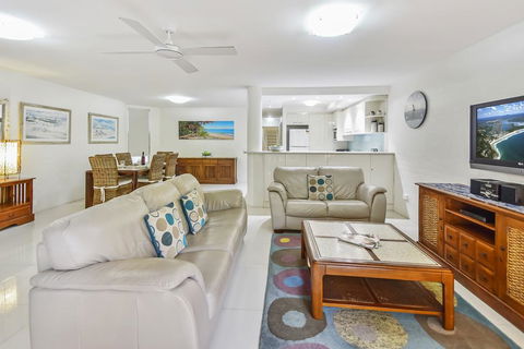 Naousa II - Great Ocean Road Tourism 1