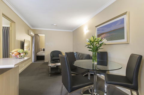 The Peninsula Riverside Serviced Apartments - Great Ocean Road Tourism 20