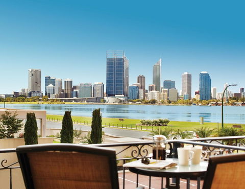 The Peninsula Riverside Serviced Apartments - Great Ocean Road Tourism 34
