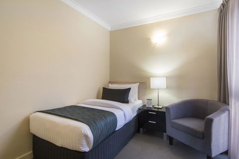 The Peninsula Riverside Serviced Apartments - Great Ocean Road Tourism 29