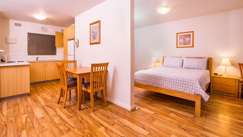 Dowler Apartments Subiaco - Great Ocean Road Tourism 6