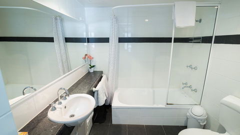 Dowler Apartments Subiaco - Great Ocean Road Tourism 13