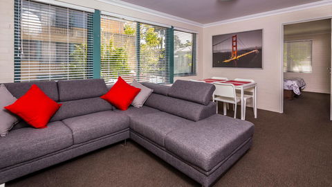 Dowler Apartments Subiaco - Great Ocean Road Tourism 14