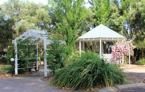 Busselton Ithaca Motel - Great Ocean Road Tourism 11