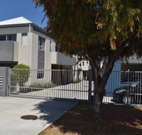 Central Executive Townhouse - Great Ocean Road Tourism