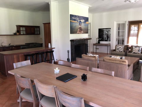 Caves Road Guest Houses - Great Ocean Road Tourism 15