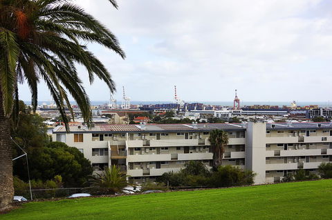 Studio 208 With Ocean Views - Great Ocean Road Tourism 24