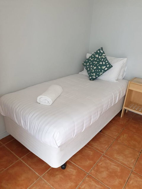 West Beach Lagoon 204 â€“ Ground Floor - Great Ocean Road Tourism 4