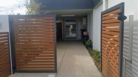 Mandurah Beach Front Apartment - Great Ocean Road Tourism 19