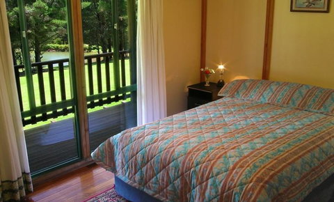 Hawke Brook Chalets - Great Ocean Road Tourism 3