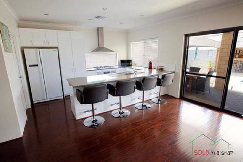 South Yunderup Holiday Rental - Great Ocean Road Tourism 5