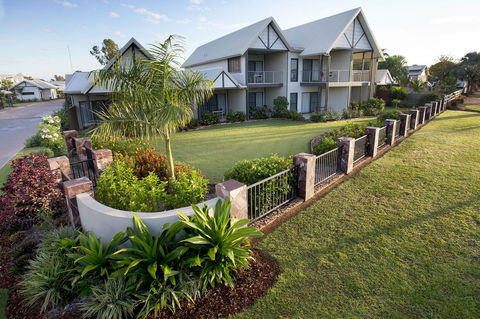 Freshwater East Kimberley Apartments - Great Ocean Road Tourism 13