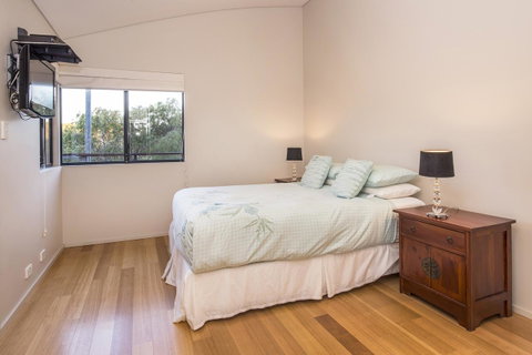 12/26 Yallingup Beach Road - Great Ocean Road Tourism 4