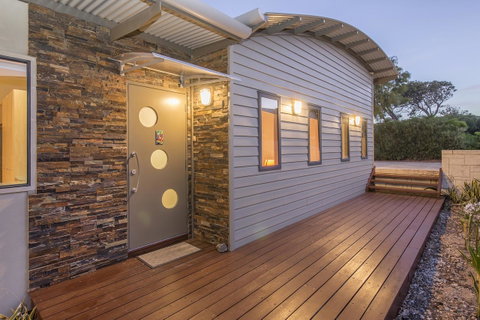 12/26 Yallingup Beach Road - Great Ocean Road Tourism 0