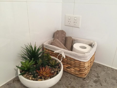 The Royal Dolphin Bed & Breakfast Safety Bay - Great Ocean Road Tourism 19