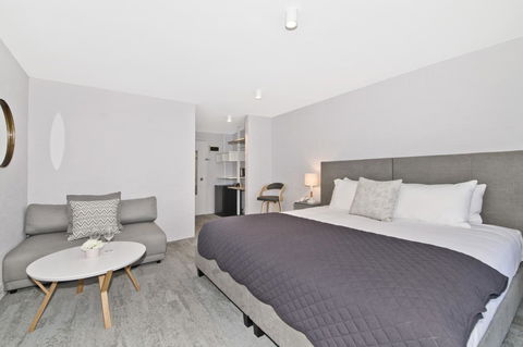 Atrium Hotel Mandurah - Great Ocean Road Tourism 16