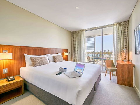 The Sebel Mandurah - Great Ocean Road Tourism 11