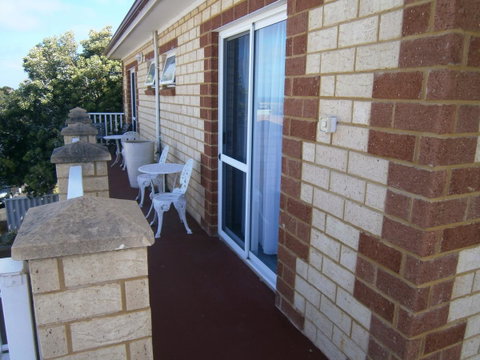 Baywatch Retreat Augusta - Great Ocean Road Tourism 32