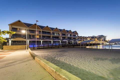 Dolphin Quay Apartments - Great Ocean Road Tourism 0