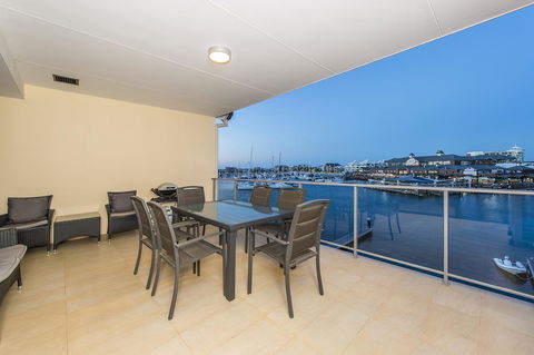 Dolphin Quay Apartments - Great Ocean Road Tourism 21